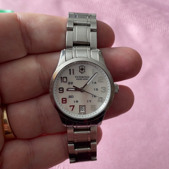 Victorinox Accessories Victorinox Swiss Army Womens Watcha2 Poshmark